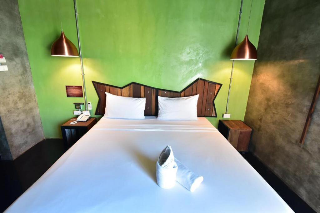 Ps Extra Hotel Hatjaj Kültér fotó