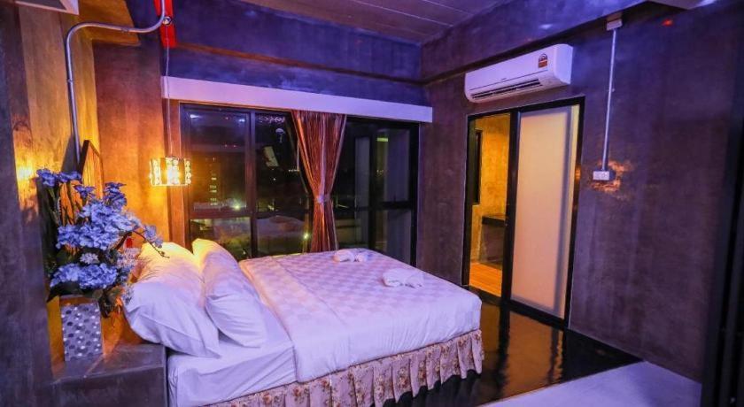 Ps Extra Hotel Hatjaj Kültér fotó
