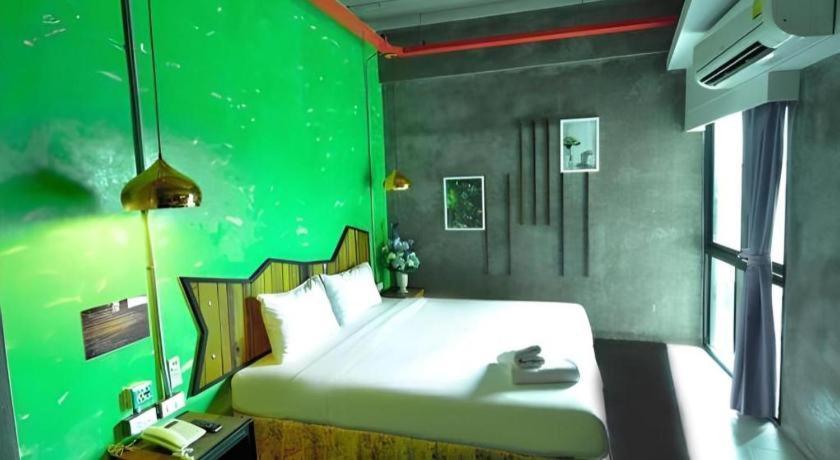 Ps Extra Hotel Hatjaj Kültér fotó